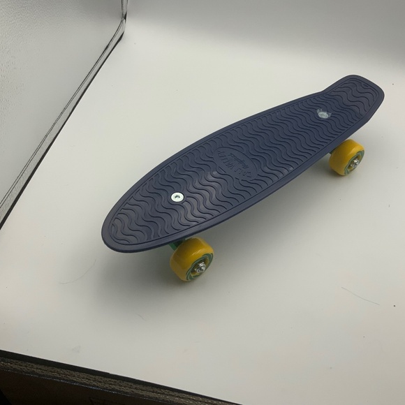 CALI VALLEY ORIGINAL 17“ KID‘S SKATEBOARD - Picture 1 of 4